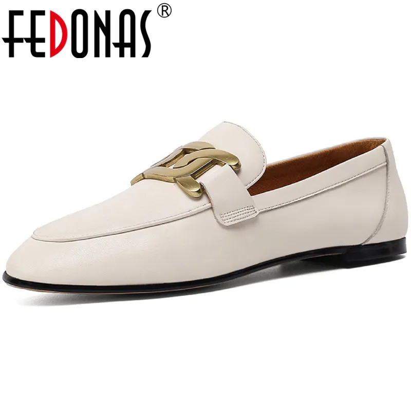 FEDONAS Classic Design Women Flat Shoes 2021 Spring Summer Pumps For Women Metal Decoration Office Lady Working Shoes Woman New
FEDONAS Classic Design Women Flat Shoes 2021 Spring Summer Pumps For Women Metal Decoration Office Lady Working Shoes Woman New