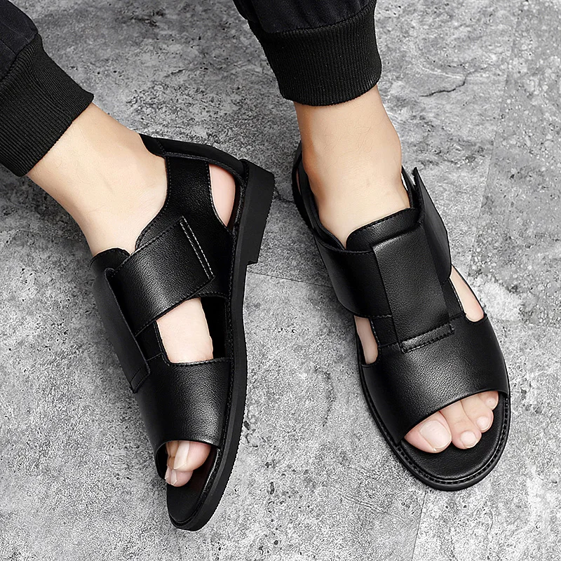 2021 New Fashion Mens Sandals Roman Style Summer Hollow Out Breathable Elegantes Mature Genuine Leather Casual Shoes for Male
2021 New Fashion Mens Sandals Roman Style Summer Hollow Out Breathable Elegantes Mature Genuine Leather Casual Shoes for Male