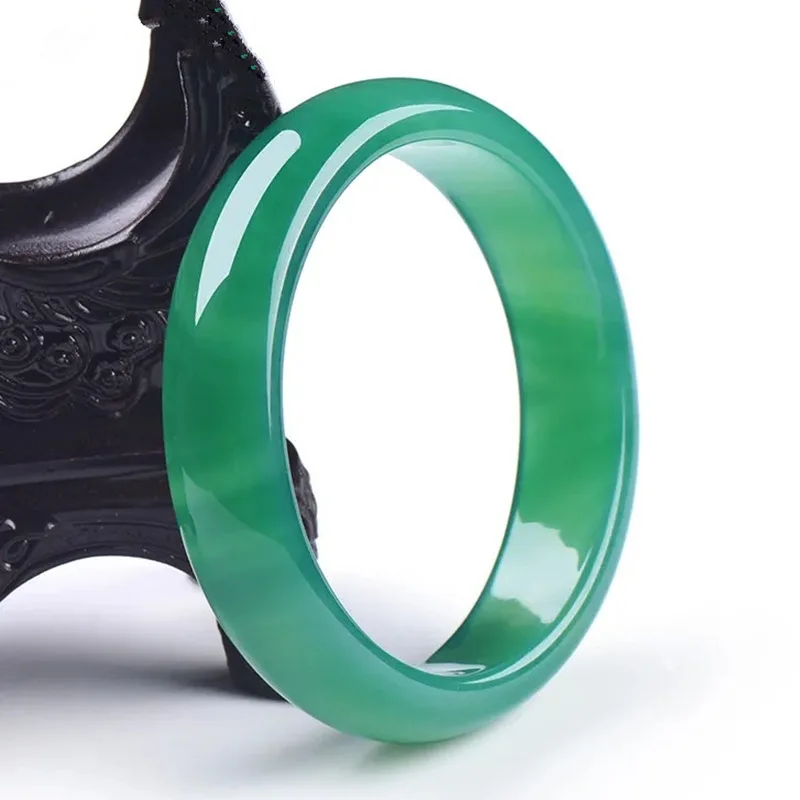 China Natural Dark Green Hand Carved Wide Jade Bracelet Agate Bangles Boutique Jewelry Amulet Men And Women Jade Bracelet Gift
China Natural Dark Green Hand Carved Wide Jade Bracelet Agate Bangles Boutique Jewelry Amulet Men And Women Jade Bracelet Gift