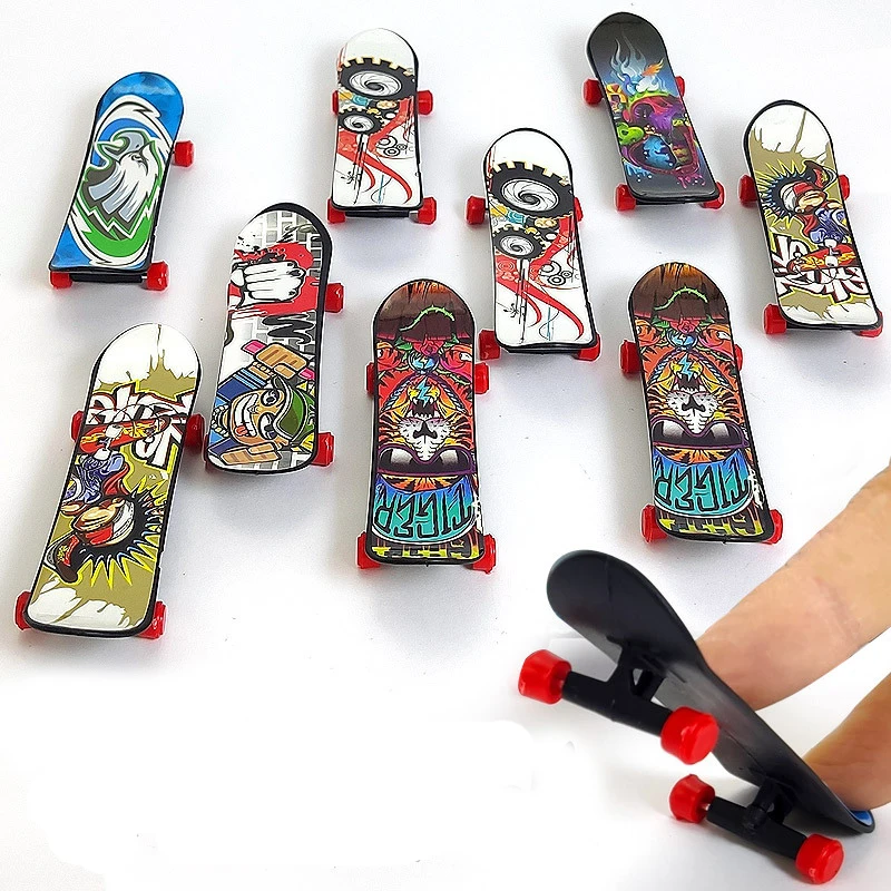 2PCS Random Finger SkateBoard Plastic Fingerboard Toy Professional Stents Fingers Skate Set Novelty Children Christmas Gift
2PCS Random Finger SkateBoard Plastic Fingerboard Toy Professional Stents Fingers Skate Set Novelty Children Christmas Gift