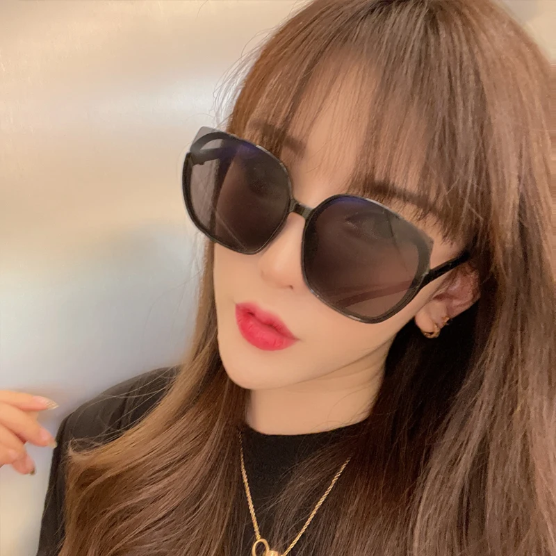Square Cat Eye Sunglasses Men Women Sexy Vintage Famous Brand Designer Large Frame Sun Glasses UV400 Sunglasses for Women Men
Square Cat Eye Sunglasses Men Women Sexy Vintage Famous Brand Designer Large Frame Sun Glasses UV400 Sunglasses for Women Men