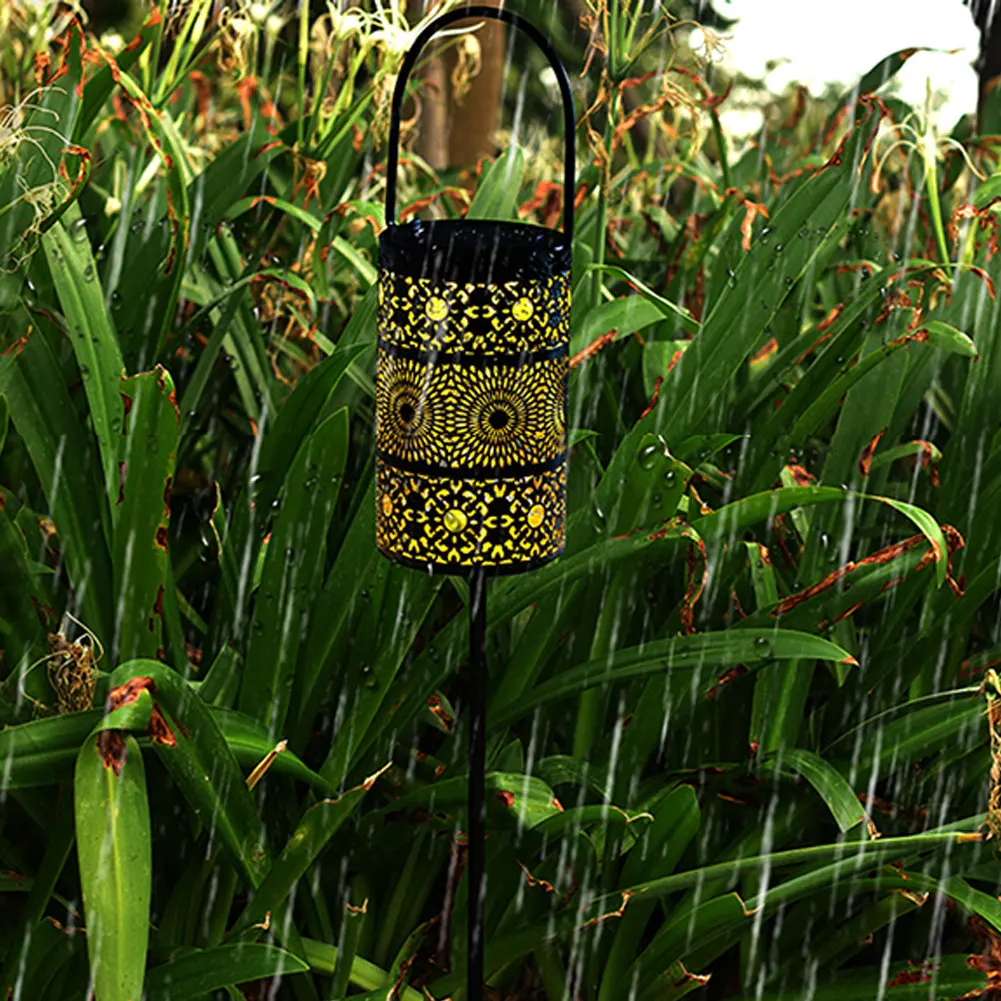 Retro Iron Solar Lantern With Handle Ornament Tabletop Pathway Lawn Patio Hollowed Landscape Outdoor Waterproof Garden Decor
Retro Iron Solar Lantern With Handle Ornament Tabletop Pathway Lawn Patio Hollowed Landscape Outdoor Waterproof Garden Decor