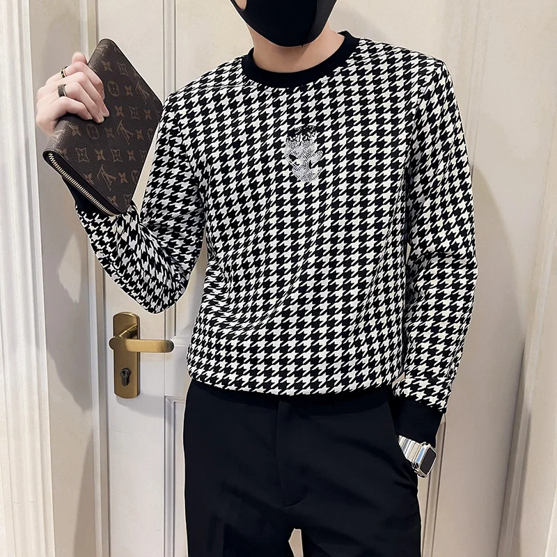 Модель сезона осень 2021 года, мужской утепленный Повседневный пуловер с длинным рукавом в Корейском стиле, футболки, уличные трендовые футбо...
Модель сезона осень 2021 года, мужской утепленный Повседневный пуловер с длинным рукавом в Корейском стиле, футболки, уличные трендовые футбо...