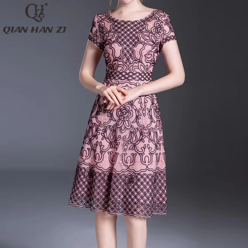 Qian Han Zi 2022 dress fashion summer dress Womens short sleeve high quality party vintage Slim Embroidered dress
Qian Han Zi 2022 dress fashion summer dress Womens short sleeve high quality party vintage Slim Embroidered dress