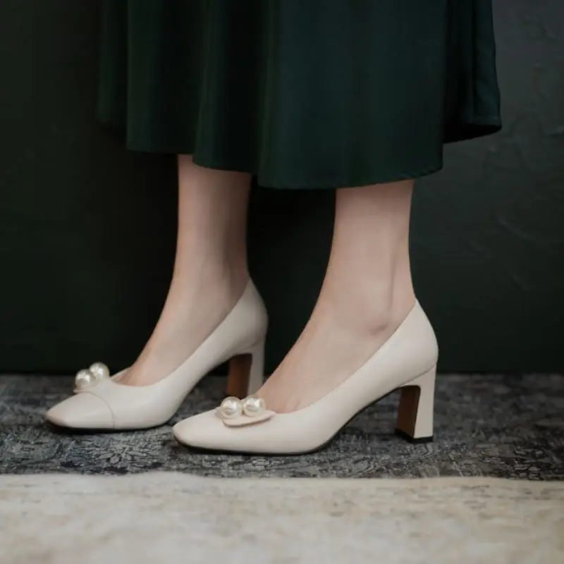 Rizabina Size 32-40 Women Pumps Fashion Beads Thick High Heel Shoes Woman Spring Square Toe Office Lady Party Daily Footwear
Rizabina Size 32-40 Women Pumps Fashion Beads Thick High Heel Shoes Woman Spring Square Toe Office Lady Party Daily Footwear