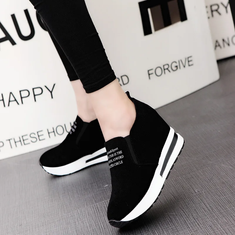 New Flock Increasing Shoes High Heels Lady Casual black Women Sneakers Leisure Platform Shoes Slip-On Breathable Height Sneakers
New Flock Increasing Shoes High Heels Lady Casual black Women Sneakers Leisure Platform Shoes Slip-On Breathable Height Sneakers