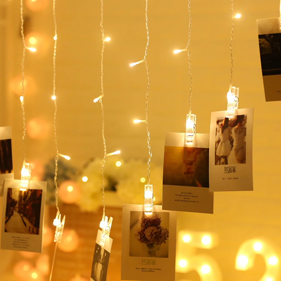 Thrisdar 124LED Heart Shape Photo Clip String Lights 2X1.5M Christmas Curtain Fairy Lights Wedding Birthday Xmas LED Window Lamp
Thrisdar 124LED Heart Shape Photo Clip String Lights 2X1.5M Christmas Curtain Fairy Lights Wedding Birthday Xmas LED Window Lamp