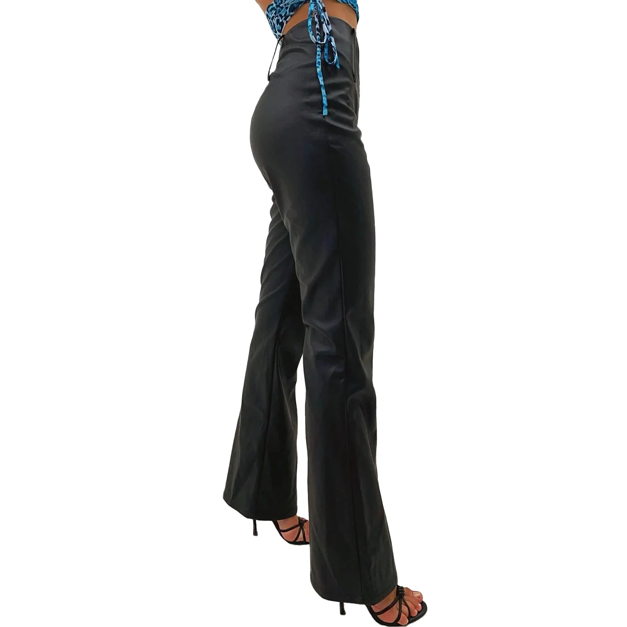 Элегантные черные женские брюки Y2K из искусственной кожи, Повседневные Классические однотонные расклешенные брюки с высокой талией, женски...
Элегантные черные женские брюки Y2K из искусственной кожи, Повседневные Классические однотонные расклешенные брюки с высокой талией, женски...