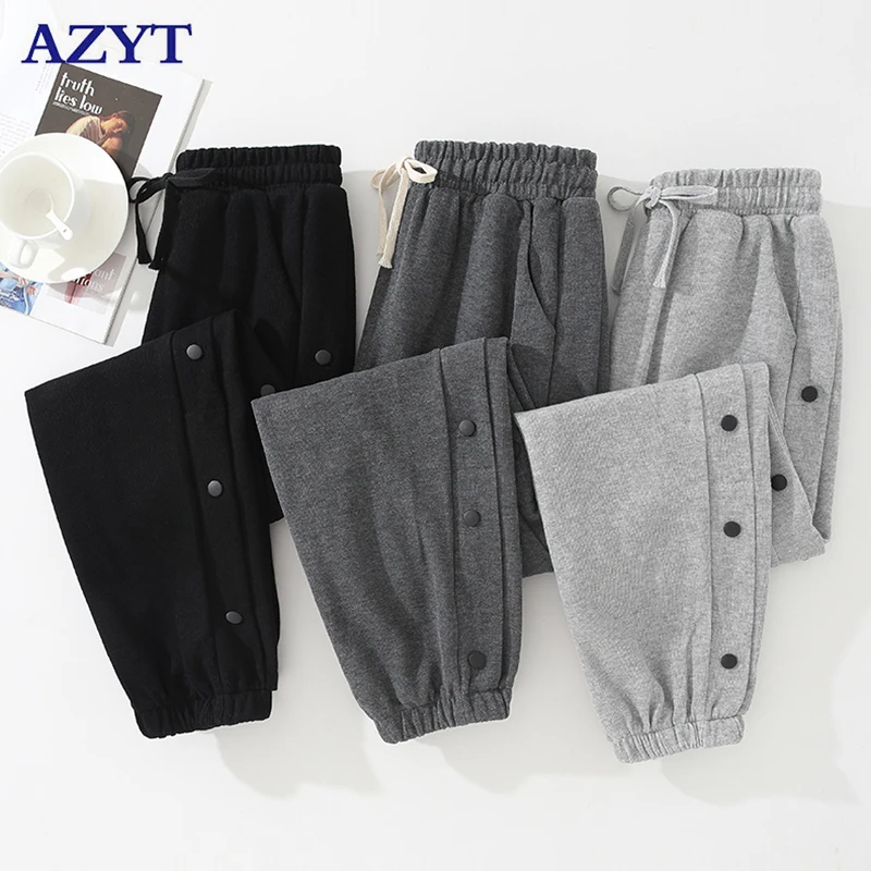 AZYT Fashion Breasted Women Sweatpants 2021 Autumn Winter Loose Harem Pants For Women Solid Casual Female Trousers
AZYT Fashion Breasted Women Sweatpants 2021 Autumn Winter Loose Harem Pants For Women Solid Casual Female Trousers