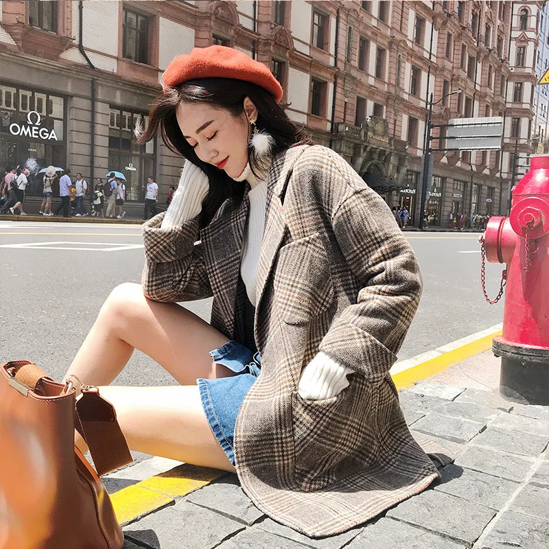 90% Wool Women Beret Autumn Winter Octagonal Cap Hats Stylish Artist Painter Newsboy Caps Black Grey Beret Hats
90% Wool Women Beret Autumn Winter Octagonal Cap Hats Stylish Artist Painter Newsboy Caps Black Grey Beret Hats