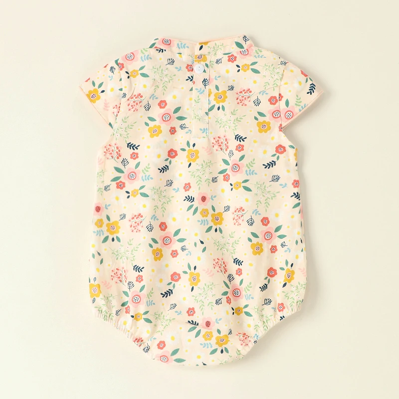 Baby Girl\u2019s Summer Short Sleeve Romper Fresh Floral Doll Collar Single-breasted Triangle Jumpsuits
Baby Girl\u2019s Summer Short Sleeve Romper Fresh Floral Doll Collar Single-breasted Triangle Jumpsuits