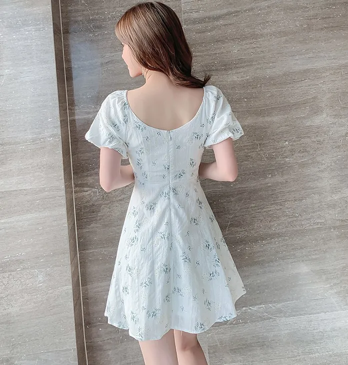French Floral Print Mini Dress Puff Sleeve Lady Korean Sweet Kawaii Elegant Dress For Women 2021 Summer New
French Floral Print Mini Dress Puff Sleeve Lady Korean Sweet Kawaii Elegant Dress For Women 2021 Summer New