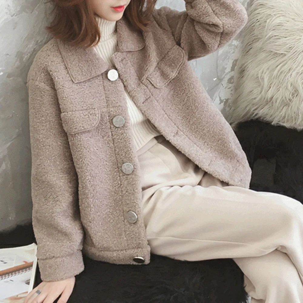 2021 Women Japan Minimalism Style Cotton Jacket Fashion Casual Long Sleeve Loose Thicken Lapel Winter Lady Jacket Plus Velvet
2021 Women Japan Minimalism Style Cotton Jacket Fashion Casual Long Sleeve Loose Thicken Lapel Winter Lady Jacket Plus Velvet