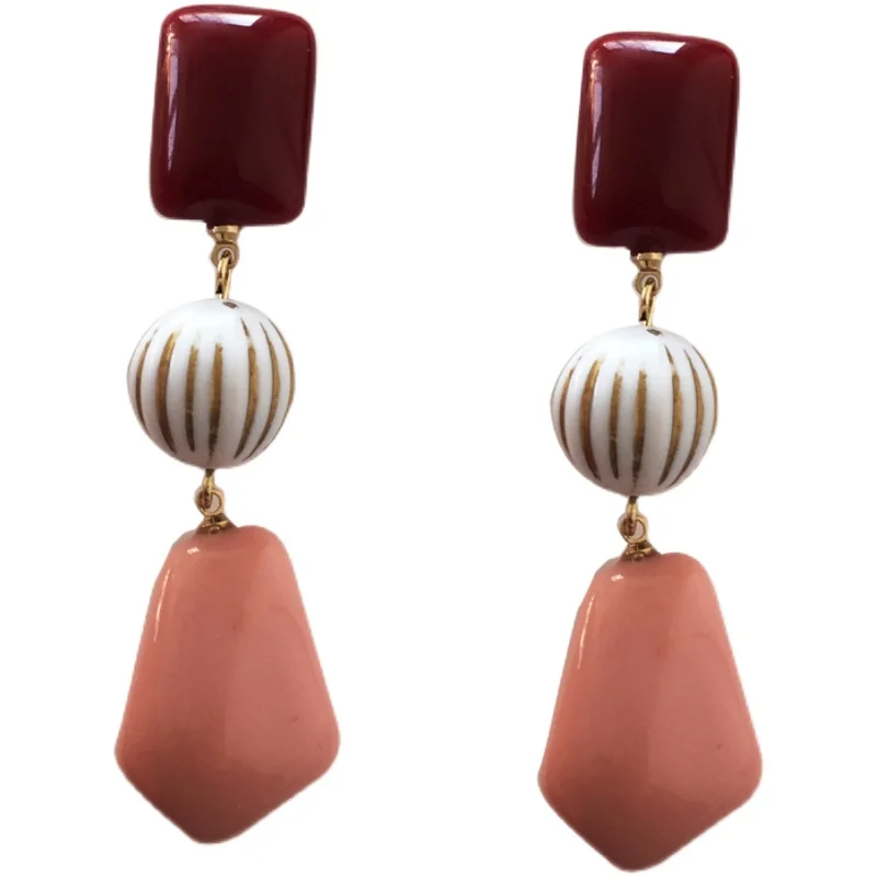 Fashion Jewelry Pink Drop Earrings 2021 New Design Hot Selling Red Acrylic White Beads Hanging Dangle Earrings For Women Gifts
Fashion Jewelry Pink Drop Earrings 2021 New Design Hot Selling Red Acrylic White Beads Hanging Dangle Earrings For Women Gifts