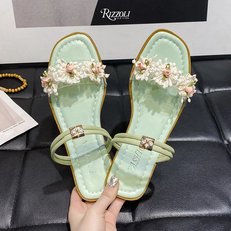 Slippers women 2021 summer new style Korean version one shoe two wear high heel flowers outer wear ladies fashion sandals
Slippers women 2021 summer new style Korean version one shoe two wear high heel flowers outer wear ladies fashion sandals