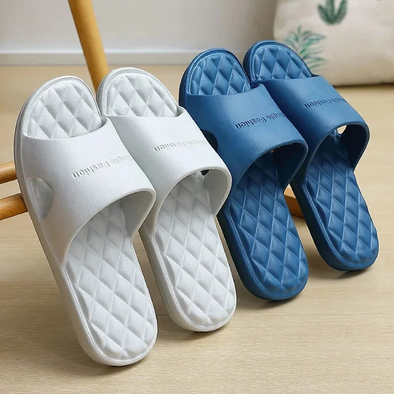 Mens flip flops summer home slippers Classic shoes male home bedroom slides man fashion slippers
Mens flip flops summer home slippers Classic shoes male home bedroom slides man fashion slippers