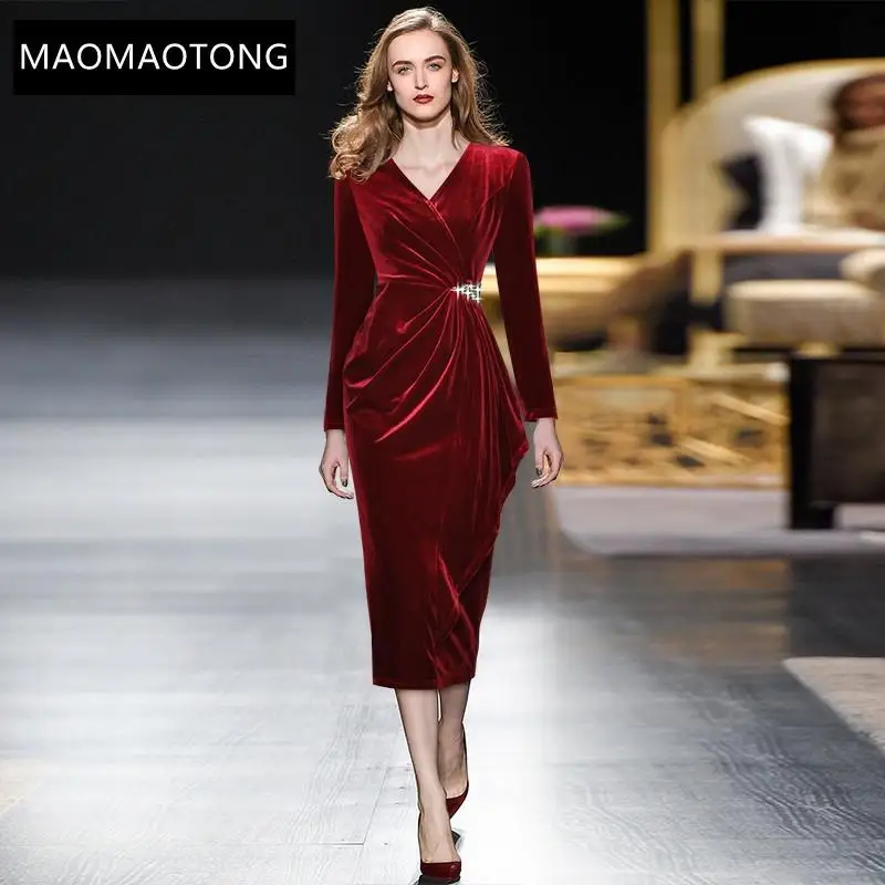 Fashion Runway Autumn And Winter Slim Pencil Dress Women's V-neck High waist Bead Long sleeve Elegant Red Velvet Dress
Fashion Runway Autumn And Winter Slim Pencil Dress Women's V-neck High waist Bead Long sleeve Elegant Red Velvet Dress