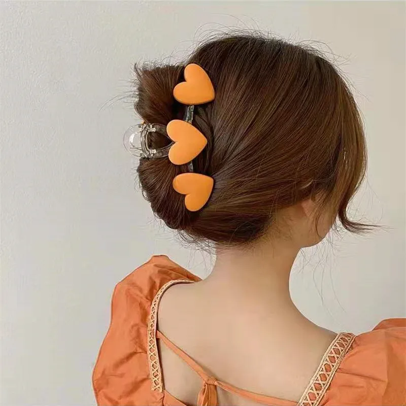 2021 New Color Love Hair Claws Back The Head Simple Large Hair Grab Girl Summer Shark Clip Hair Accessories For Women Girls
2021 New Color Love Hair Claws Back The Head Simple Large Hair Grab Girl Summer Shark Clip Hair Accessories For Women Girls