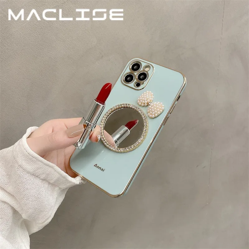 Luxury Gold Plate Diamond Mirror Phone Case For iPhone 13 12 11 Pro Max 7 8 Plus XS XR Glitter Pearl Bowknot Soft Silicone Cover
Luxury Gold Plate Diamond Mirror Phone Case For iPhone 13 12 11 Pro Max 7 8 Plus XS XR Glitter Pearl Bowknot Soft Silicone Cover