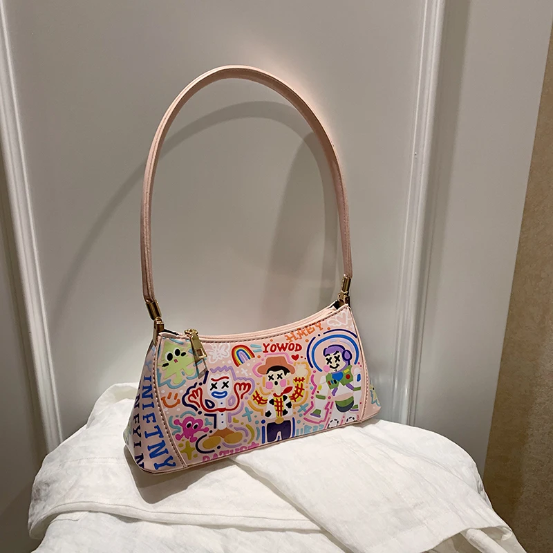 Summer on the new high-end texture French armpit bag for women 2020 new French niche design graffiti shoulder bag
Summer on the new high-end texture French armpit bag for women 2020 new French niche design graffiti shoulder bag