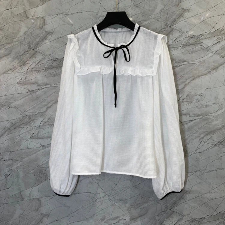 2021 new women fashion neckline black webbing stitching decoration long sleeve perspective all-match 811
2021 new women fashion neckline black webbing stitching decoration long sleeve perspective all-match 811