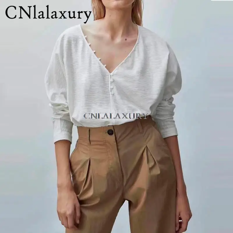 Новая блузка CNlalaxury, Женская хлопковая рубашка с V-образным вырезом и длинным рукавом, осень 2021, женская одежда, пуловер, футболка, топ, блузки ...
Новая блузка CNlalaxury, Женская хлопковая рубашка с V-образным вырезом и длинным рукавом, осень 2021, женская одежда, пуловер, футболка, топ, блузки ...