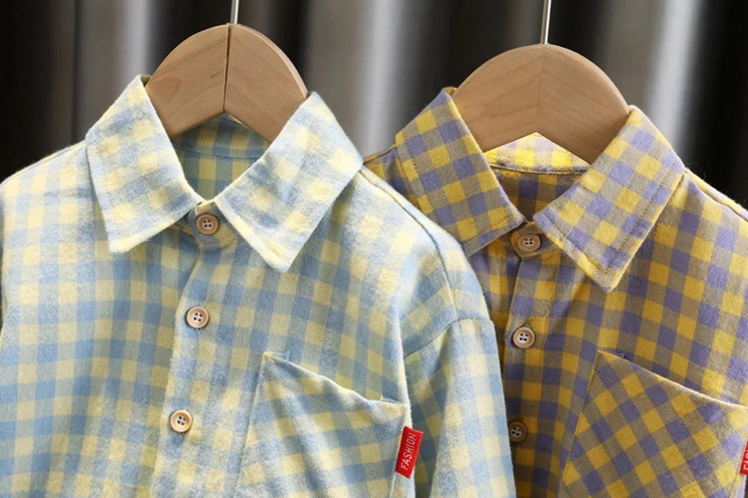 Children's clothing boys' lapel long-sleeved shirt spring and autumn clothing 2021 new baby foreign-style plaid shirt outer wear
Children's clothing boys' lapel long-sleeved shirt spring and autumn clothing 2021 new baby foreign-style plaid shirt outer wear