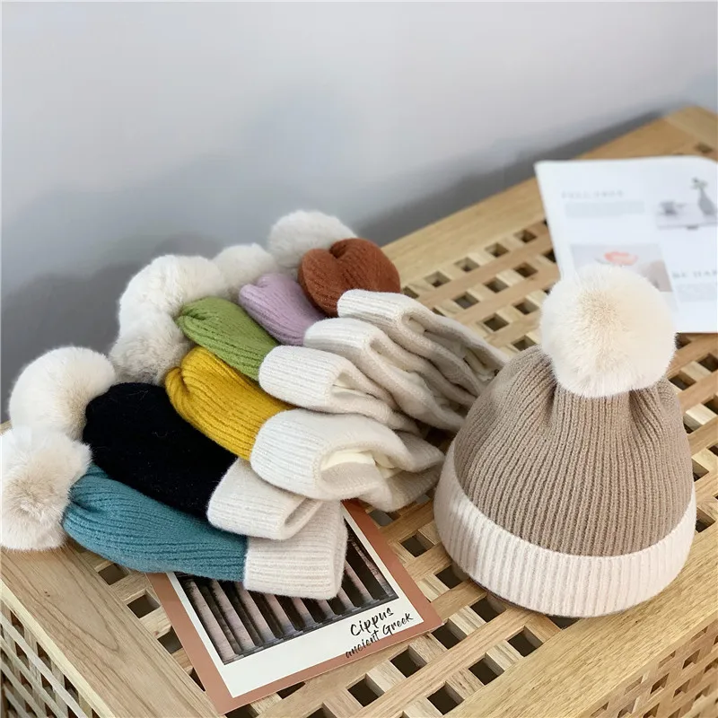 Winter Warm All-Matching Fleece-Lined Woolen Hat Female Students Korean Fashion Casual Cute Fur Ball Color Matching Knitted Hat
Winter Warm All-Matching Fleece-Lined Woolen Hat Female Students Korean Fashion Casual Cute Fur Ball Color Matching Knitted Hat