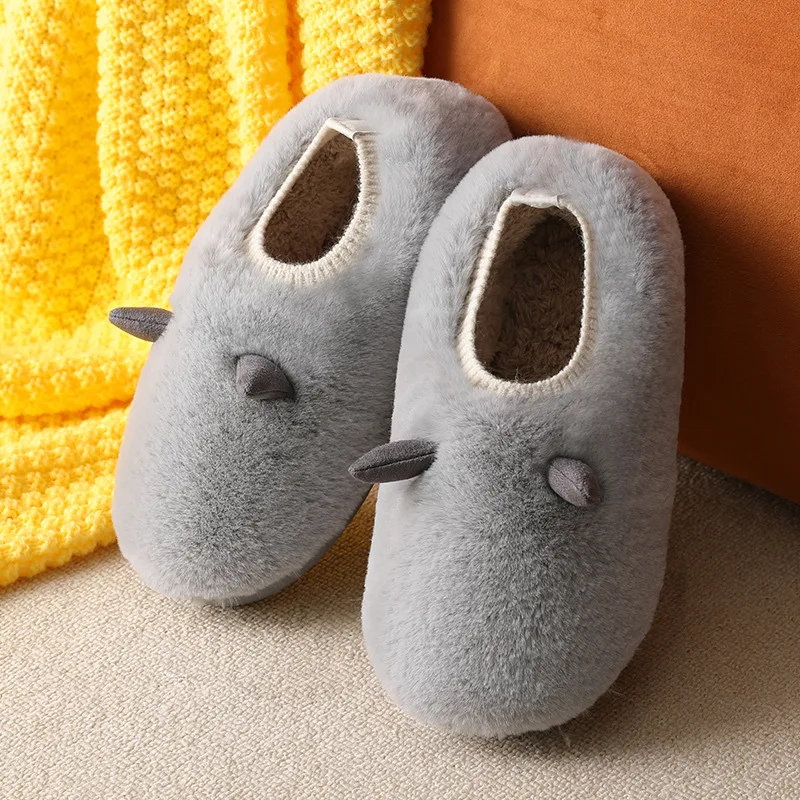 Женские домашние тапочки 2021, зимняя теплая хлопковая обувь большого размера, домашняя однотонная плюшевая обувь для пары, красивая пушиста... 
Женские домашние тапочки 2021, зимняя теплая хлопковая обувь большого размера, домашняя однотонная плюшевая обувь для пары, красивая пушиста...