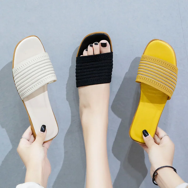 Slippers Women Summer Luxury Brand 2021 Fashion Knitting Flat Heel Peep Toe Casual Elegant Beach Outdoor Slides Sandals Candy
Slippers Women Summer Luxury Brand 2021 Fashion Knitting Flat Heel Peep Toe Casual Elegant Beach Outdoor Slides Sandals Candy