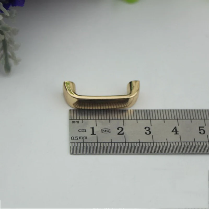 5PCS Plate Locking Metal Leather Buckle Bag Accessory Fashion DIY Bag Arch Bridge Locking Leather Bag And Suitcase Accessories
5PCS Plate Locking Metal Leather Buckle Bag Accessory Fashion DIY Bag Arch Bridge Locking Leather Bag And Suitcase Accessories