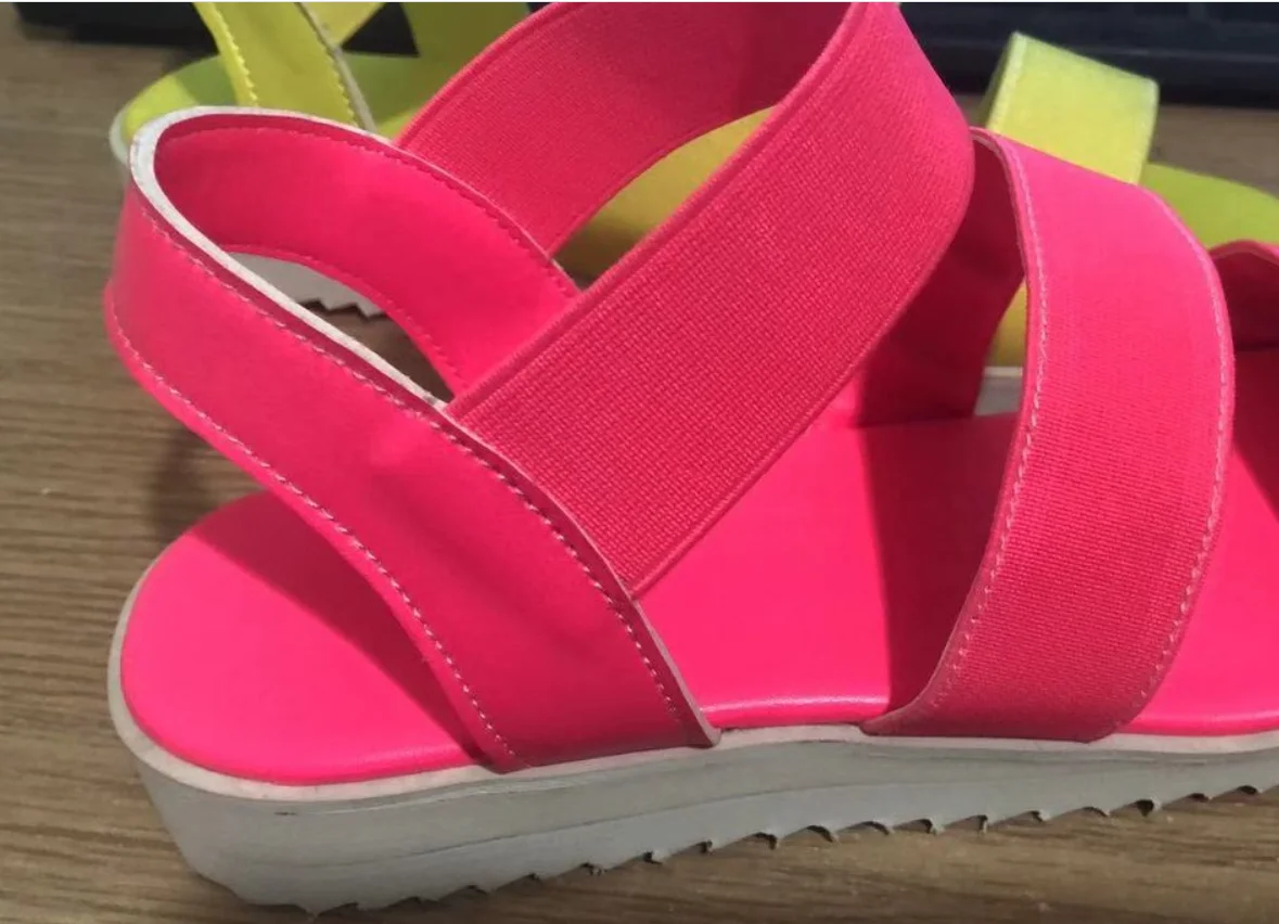 Summer Women Stretch Sandals Platform Wedges Low Heel Elastic Strap Candy Color Outdoor Beach Casual Leisure Shoes Ladies
Summer Women Stretch Sandals Platform Wedges Low Heel Elastic Strap Candy Color Outdoor Beach Casual Leisure Shoes Ladies