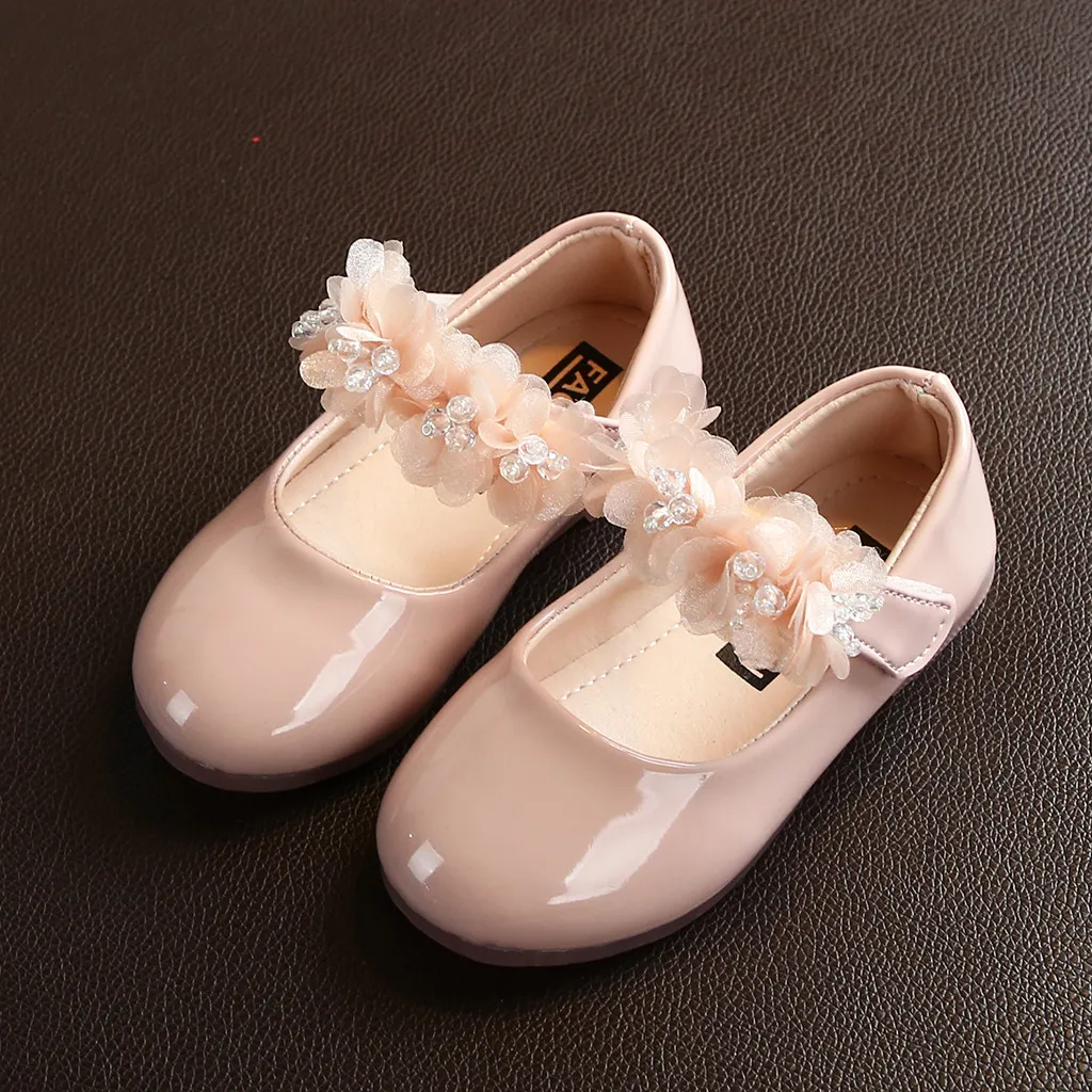 2019 Autumn NEW children's leather shoes Girl flowers Princess Shoes Spring Autumn elegant student Dance Wedding Party Shoes
2019 Autumn NEW children's leather shoes Girl flowers Princess Shoes Spring Autumn elegant student Dance Wedding Party Shoes