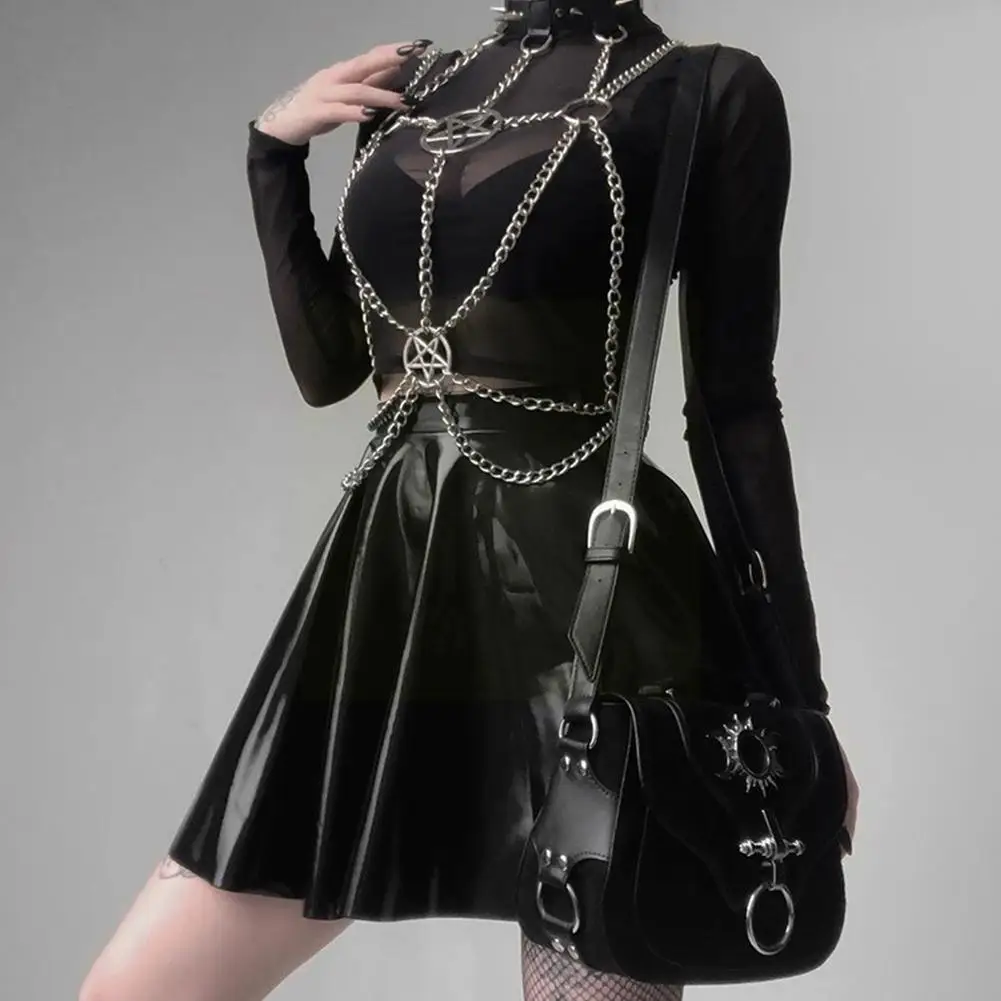 Metal Chain Belt Gothic Harajuku Pentagrams Patchwork Harness Chain Women Streetwear Sexy Suspenders Belts Chest Tassel S4F5
Metal Chain Belt Gothic Harajuku Pentagrams Patchwork Harness Chain Women Streetwear Sexy Suspenders Belts Chest Tassel S4F5
