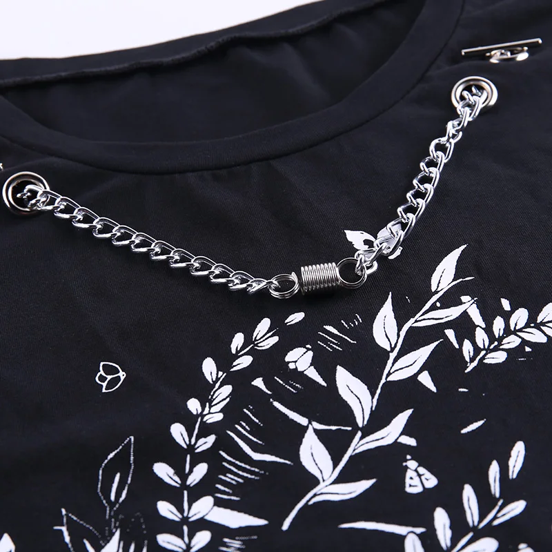 2021 New Retro Oversized Loose T-shirt Gothic Print Loose Top Black Street Casual Round Neck Punk Mid-length Top
2021 New Retro Oversized Loose T-shirt Gothic Print Loose Top Black Street Casual Round Neck Punk Mid-length Top