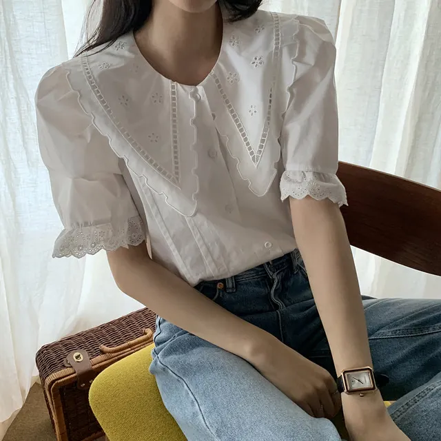 2021 Women Fashion Elegant Hook Flowers Color-hit Top Shirts Vintage Peter Pan Collar Single Breasted Korean Chic Summer Shirts
2021 Women Fashion Elegant Hook Flowers Color-hit Top Shirts Vintage Peter Pan Collar Single Breasted Korean Chic Summer Shirts