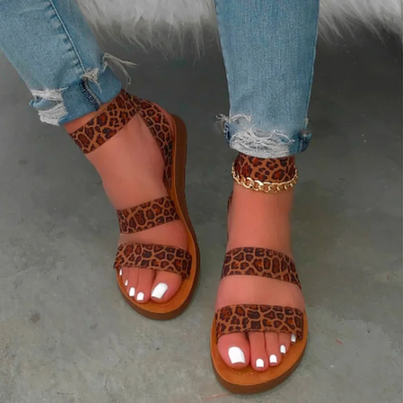 Women Sandals Shoes Woman Ladies Fashion autumn summer New female sandals outdoor Plus Size Flats Shoes Lady beach Slides
Women Sandals Shoes Woman Ladies Fashion autumn summer New female sandals outdoor Plus Size Flats Shoes Lady beach Slides