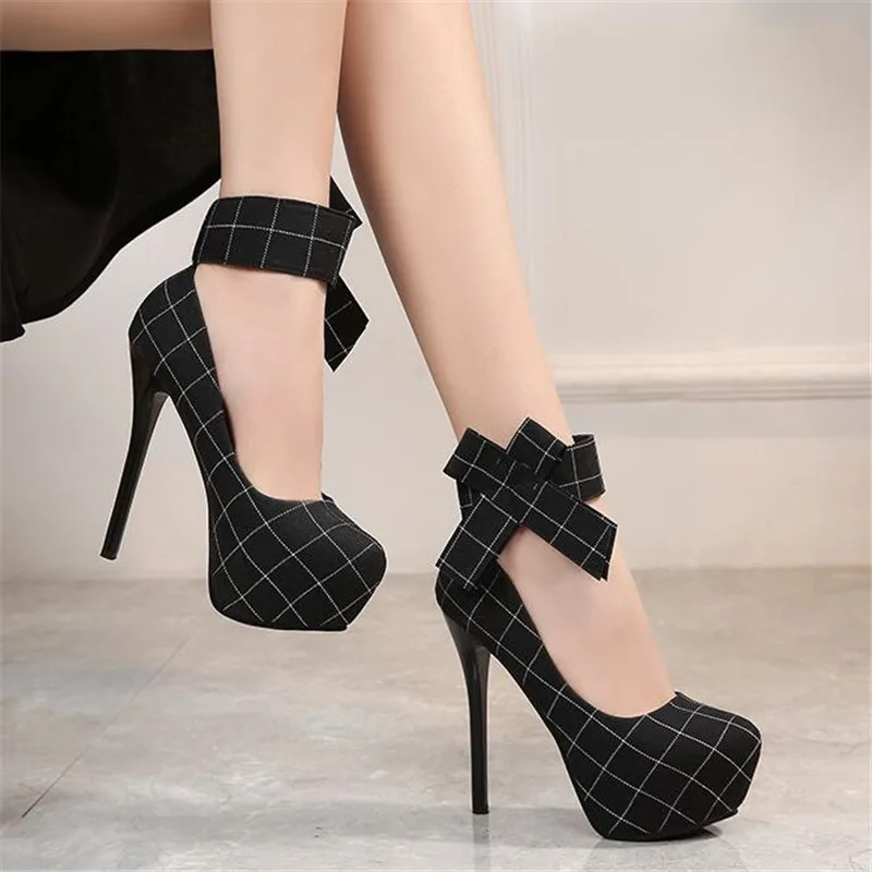 Hot Sales 2022 Summer Style Sexy 14cm Women High Heels Round Toe Buckles Nightclub Party Shoe Black
Hot Sales 2022 Summer Style Sexy 14cm Women High Heels Round Toe Buckles Nightclub Party Shoe Black
