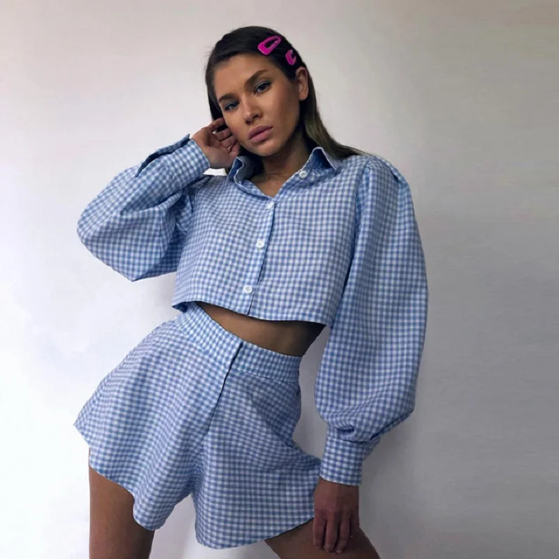 Women Plaid Shorts Set Puff Sleeve Crop Shirt Wide Leg Shorts Two Pieces Set Outfits Loungewear Kit Turn-Down Collar Shirt Set
Women Plaid Shorts Set Puff Sleeve Crop Shirt Wide Leg Shorts Two Pieces Set Outfits Loungewear Kit Turn-Down Collar Shirt Set