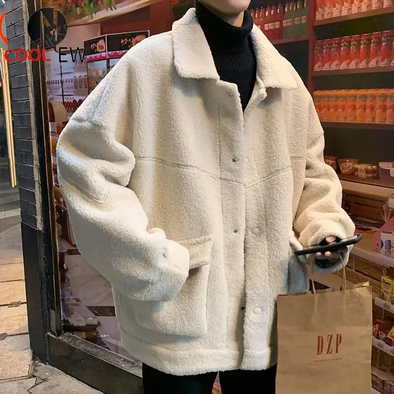 Winter lamb wool coat men's jacket Korean version of the trend handsome plus velvet thick loose student casual padded jacket men
Winter lamb wool coat men's jacket Korean version of the trend handsome plus velvet thick loose student casual padded jacket men
