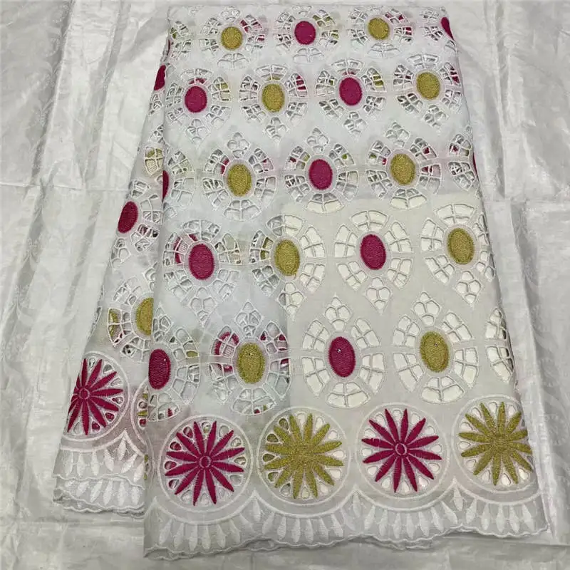 5 yards Swiss Lace Fabric 2021 Latestet Embroidery Laces African Dry Cotton Fabrics Popular Dubai Style for Dresses ! TL40820
5 yards Swiss Lace Fabric 2021 Latestet Embroidery Laces African Dry Cotton Fabrics Popular Dubai Style for Dresses ! TL40820