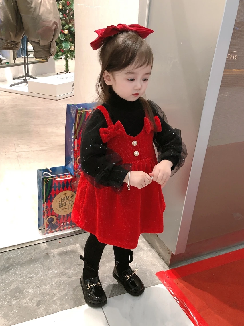 Autumn Winter Spring Red Dress Black t-Shirt Long Sleeve Dress For New Year 2022 Baby Girl Clothes Young Children
Autumn Winter Spring Red Dress Black t-Shirt Long Sleeve Dress For New Year 2022 Baby Girl Clothes Young Children