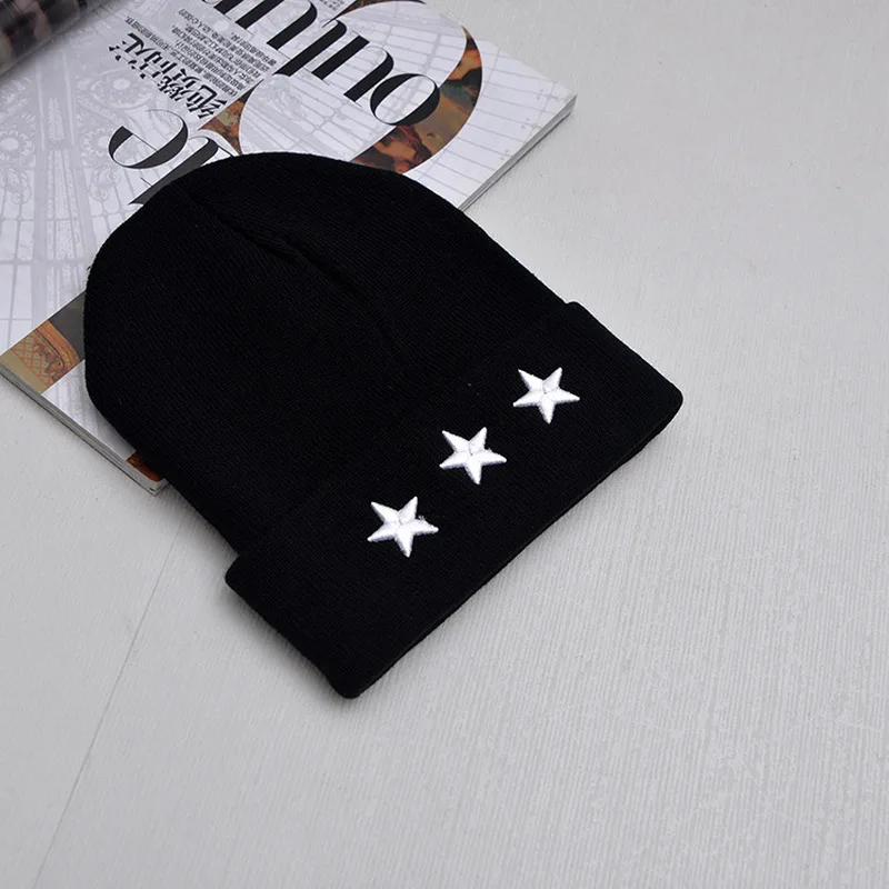 Autumn Winter Embroidery Five-pointed Star Skullies Beanies Caps Man Women Warm Knitted Hat Gorros Bonnets
Autumn Winter Embroidery Five-pointed Star Skullies Beanies Caps Man Women Warm Knitted Hat Gorros Bonnets