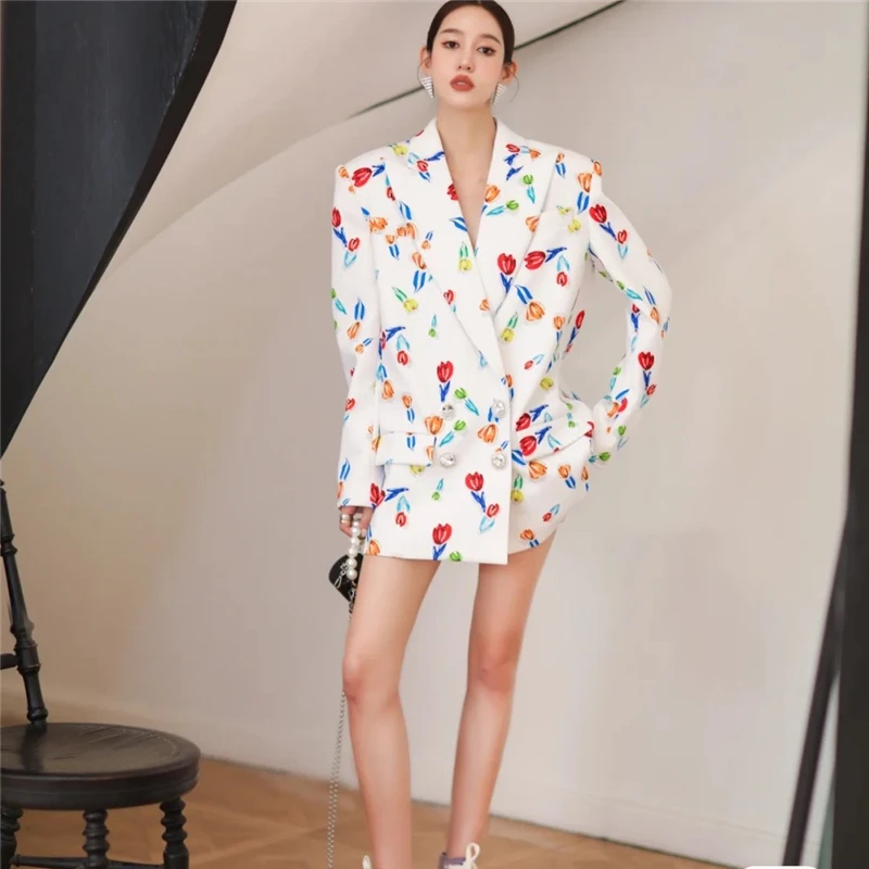 Big brand 2021 autumn new style lapel printing single-breasted loose wide suit jacket women's fashion 3D flower mid-lengthcoatXL
Big brand 2021 autumn new style lapel printing single-breasted loose wide suit jacket women's fashion 3D flower mid-lengthcoatXL