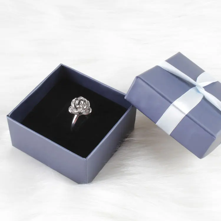 Women's Anti-Wolf Ring Knife Artifact Portable Self-Defense Small Arms Legal Needle Supplies Portable Accessories Hidden Device
Women's Anti-Wolf Ring Knife Artifact Portable Self-Defense Small Arms Legal Needle Supplies Portable Accessories Hidden Device