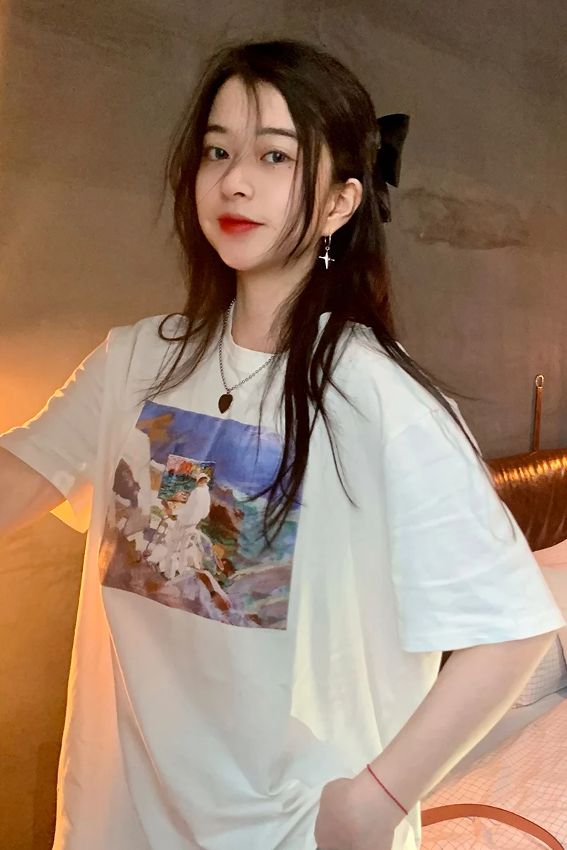 2021 summer color oil painting print loose and thin, simple and versatile short-sleeved T-shirt round neck top
2021 summer color oil painting print loose and thin, simple and versatile short-sleeved T-shirt round neck top