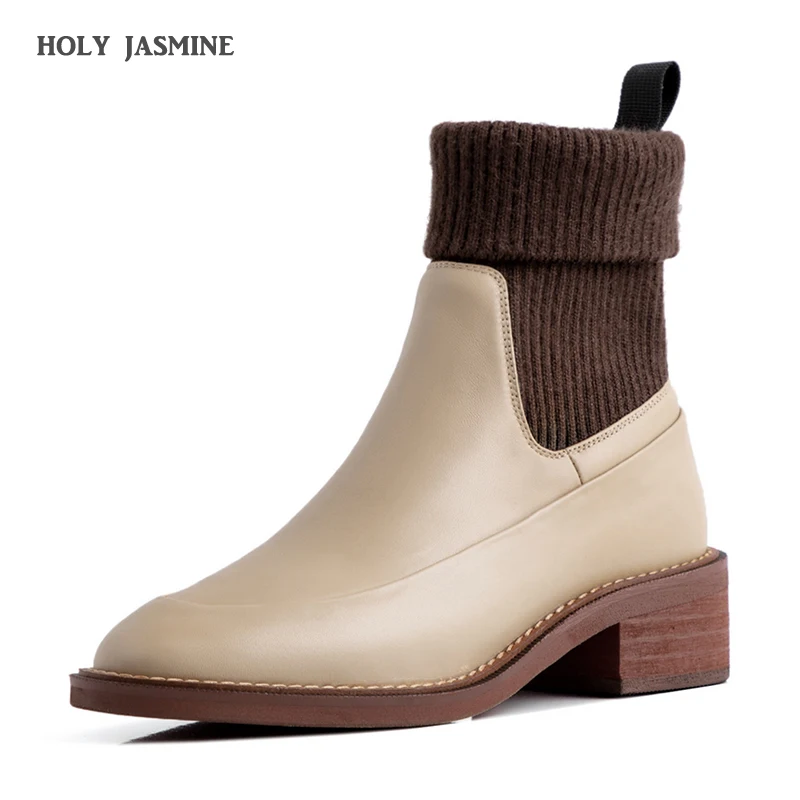 2020 New Sweet Female Chelsea Short Boots Genuine Leather Square Heels Women Warm Socks Ankle Boots Dancing Party Shoes Woman
2020 New Sweet Female Chelsea Short Boots Genuine Leather Square Heels Women Warm Socks Ankle Boots Dancing Party Shoes Woman