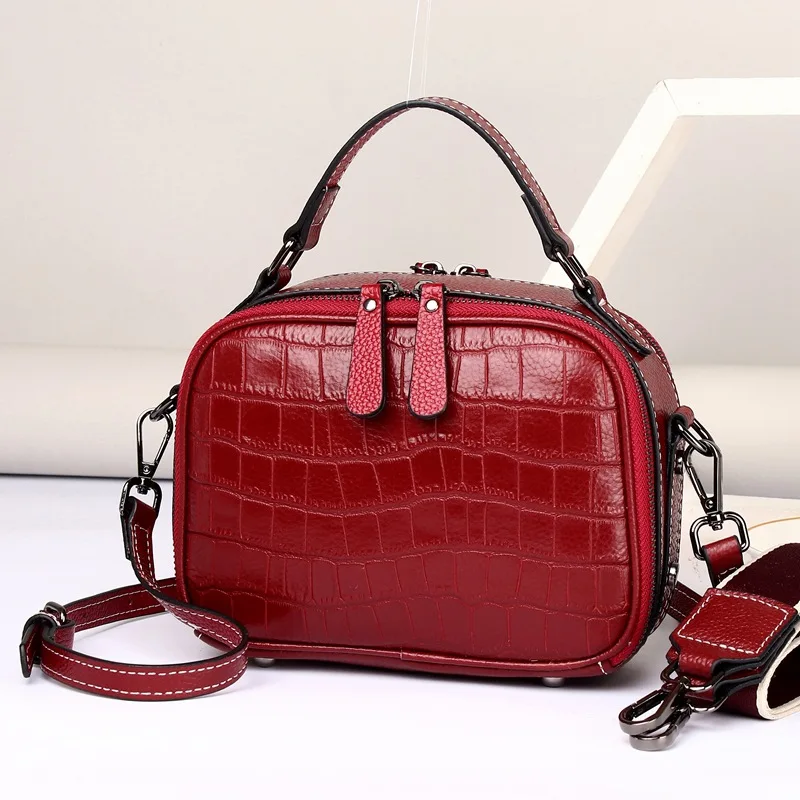 New Small Genuine Leather Women bag Brand Fashion Handbag Shoulder bags Women's Travel Messenger bag Tote Stone Embossing 2021
New Small Genuine Leather Women bag Brand Fashion Handbag Shoulder bags Women's Travel Messenger bag Tote Stone Embossing 2021