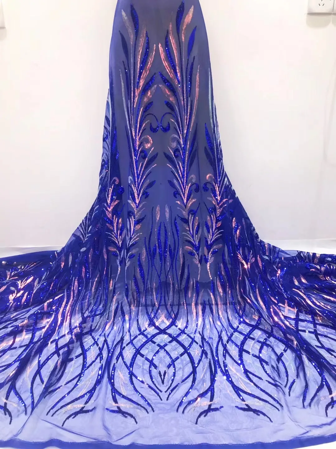 Royal Blue Latest 2021 High Quality African Nigerian Tulle Lace Fabric Sequins Embroidery Sewing Guipure Organza Prom Dresses
Royal Blue Latest 2021 High Quality African Nigerian Tulle Lace Fabric Sequins Embroidery Sewing Guipure Organza Prom Dresses
