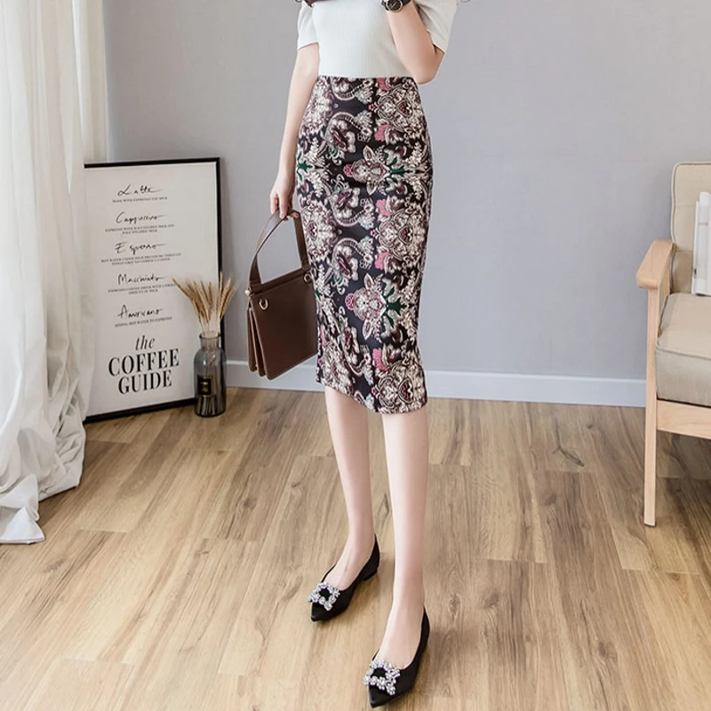 Spring and Summer 2020 New Printing Skirt Slit One-Step Skirt Commuter office skirt Pencil skirt
Spring and Summer 2020 New Printing Skirt Slit One-Step Skirt Commuter office skirt Pencil skirt